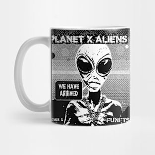 Funny Retro Alien Sci Fi Invasion Mug